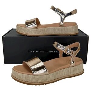 Naturalizer Zane Rose Gold Shine Womens Platform Sandals Size 5.5M